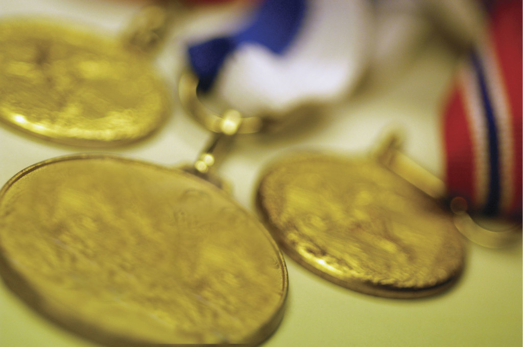 gold medals up for auction